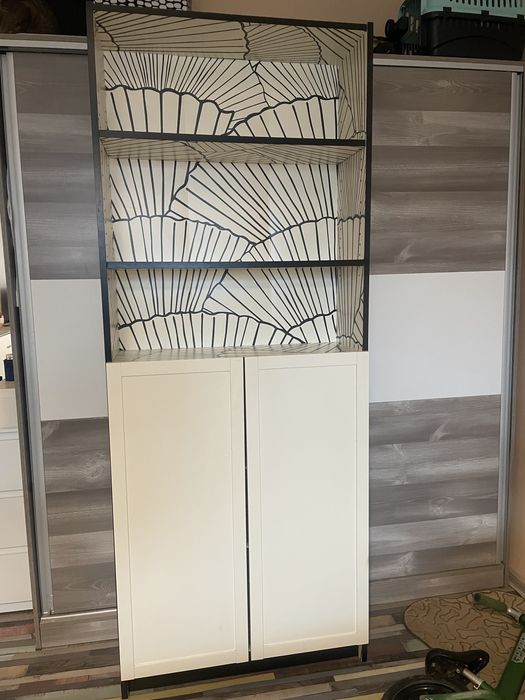 Етажерка от Икеа