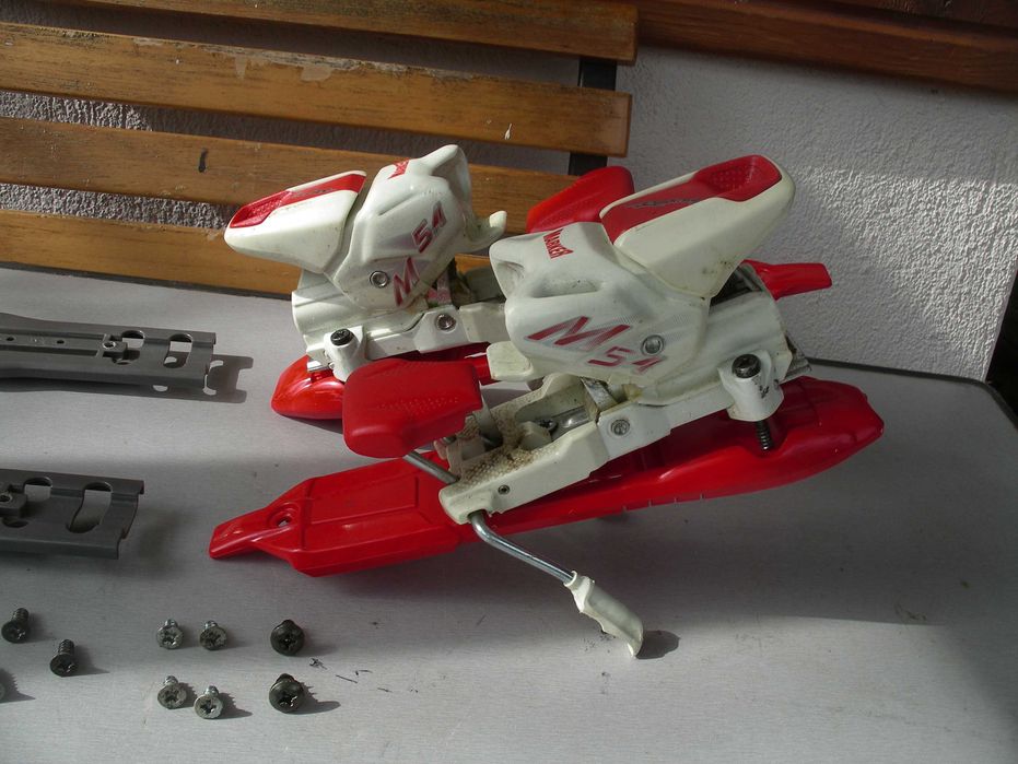 Ски автомати MARKER