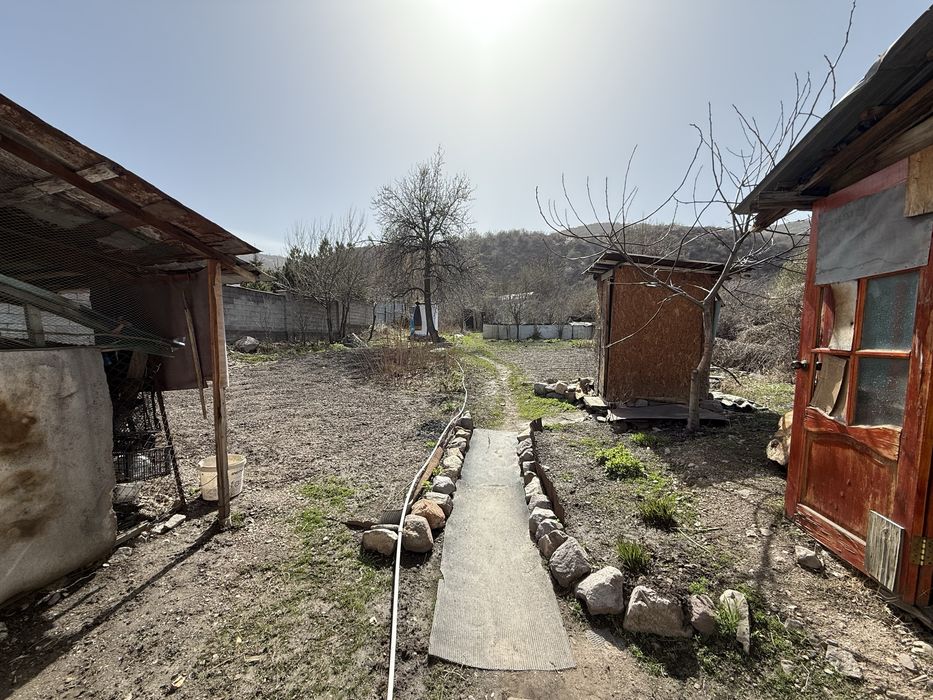 Продам дом с участком.