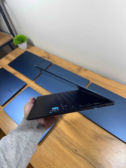 [СКИДКА] Ноутбук Samsung Galaxy Book Pro intel i7/DDR4 16Gb /SSD 256Gb