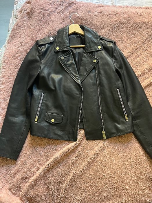 Кожено яке Mango