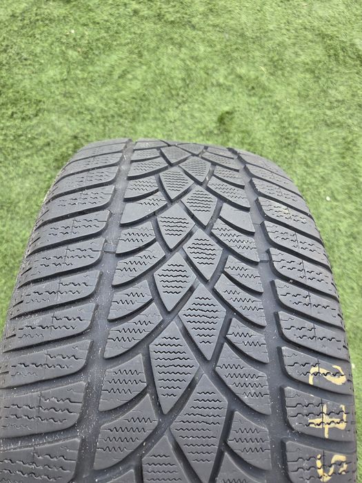 275 40 19 Dunlop m+s O Bucata
