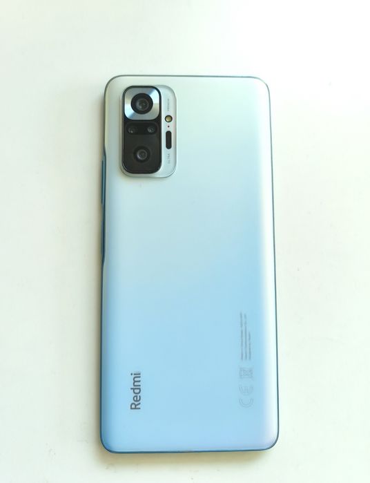 Vând Xiaomi Redmi Note 10 Pro Glacier Blue 6 GB RAM/ 128 GB excelent