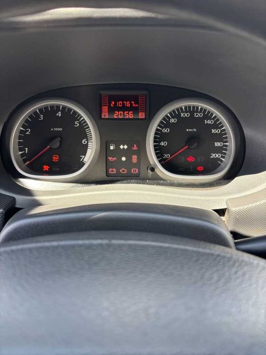 Dacia Duster 1.5 Diesel 110 CP 4x4 Euro 5 An fabricație: 05/2011