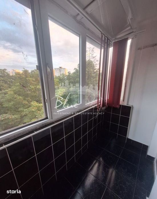 Apartament spatios cu 4 camere in zona Tomis 3 – Aleea Heracleea