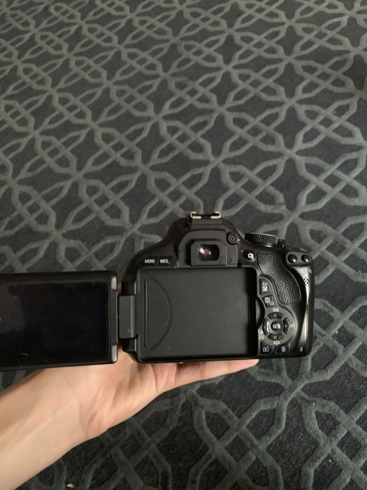 Камера canon EOS 600D