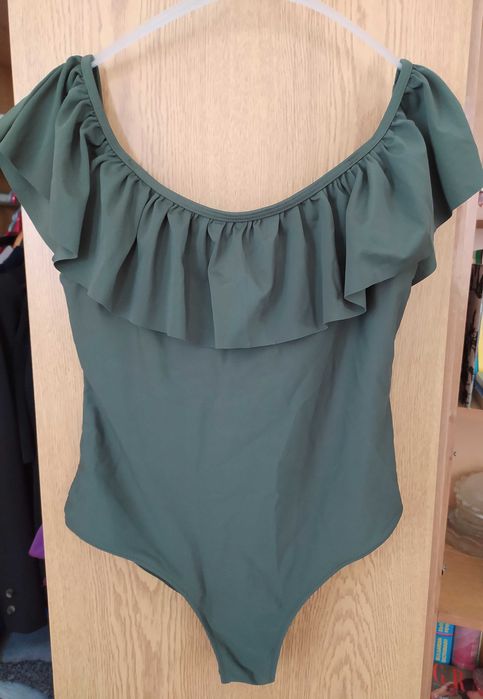 Цял бански с паднали рамене, made in Italy, s размер, тъмно зелен цвят