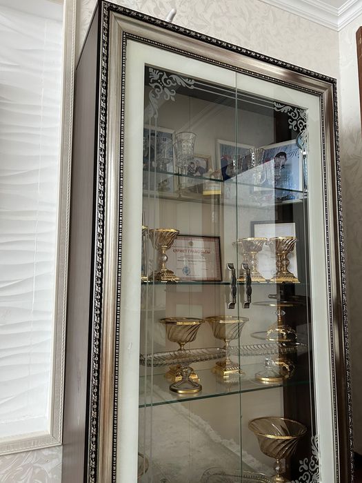 Сервант для гостиной