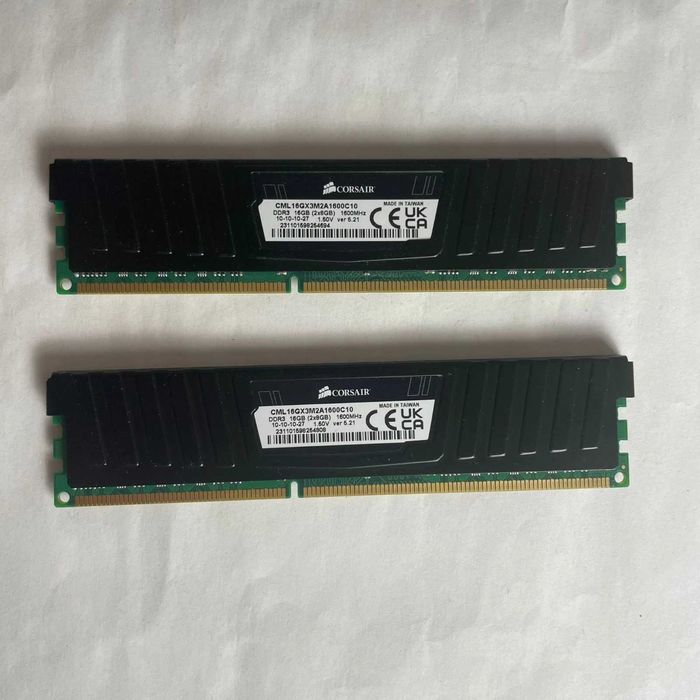 Рам памет Corsair Vengeance 16GB (2x8GB) DDR3 1600 MHz