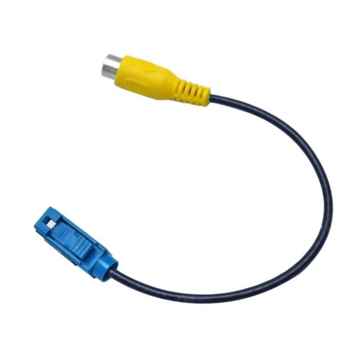 Преходник от Fakra към RCA с цел монтиране на задна камера