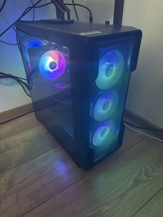 PC gaming nou garantie 2 ani  altex