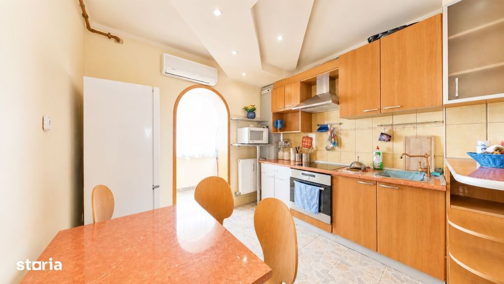 Apartament de inchiriat | Potrivit pentru studenti sau un cuplu | Zona