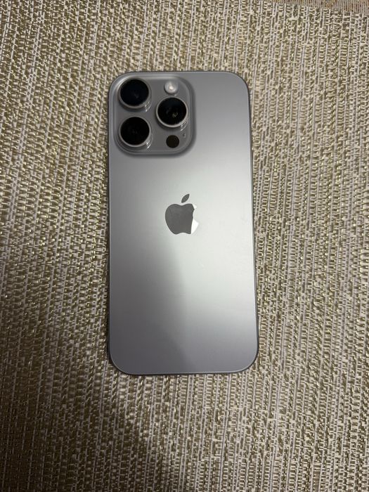 Iphone 16 pro silver