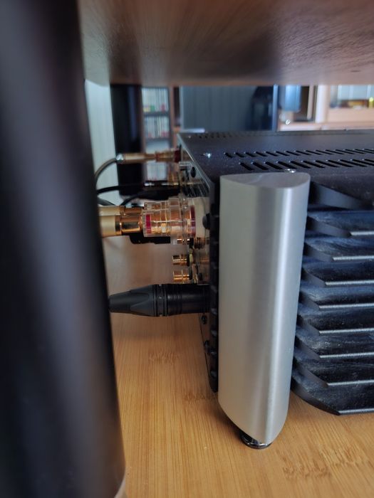 Amplificator moon i7