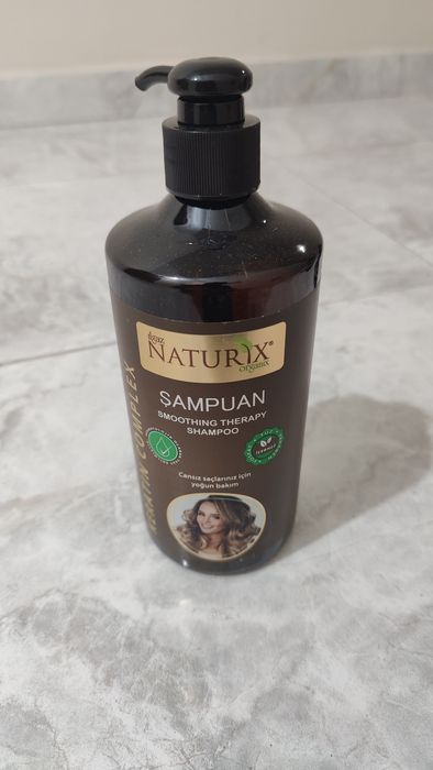 Професионални шампоани , вакси , одеколони , машини и други