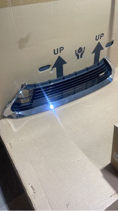 Решетка Lexus ES