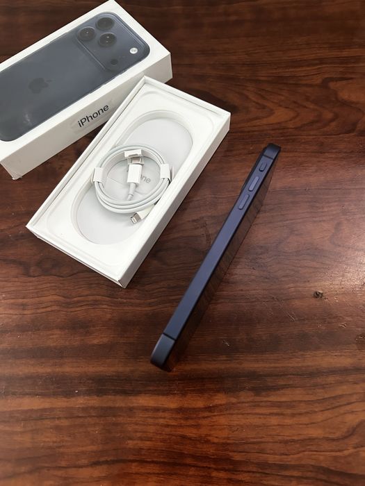 Iphone Xr в корпусе 17 Pro Max
