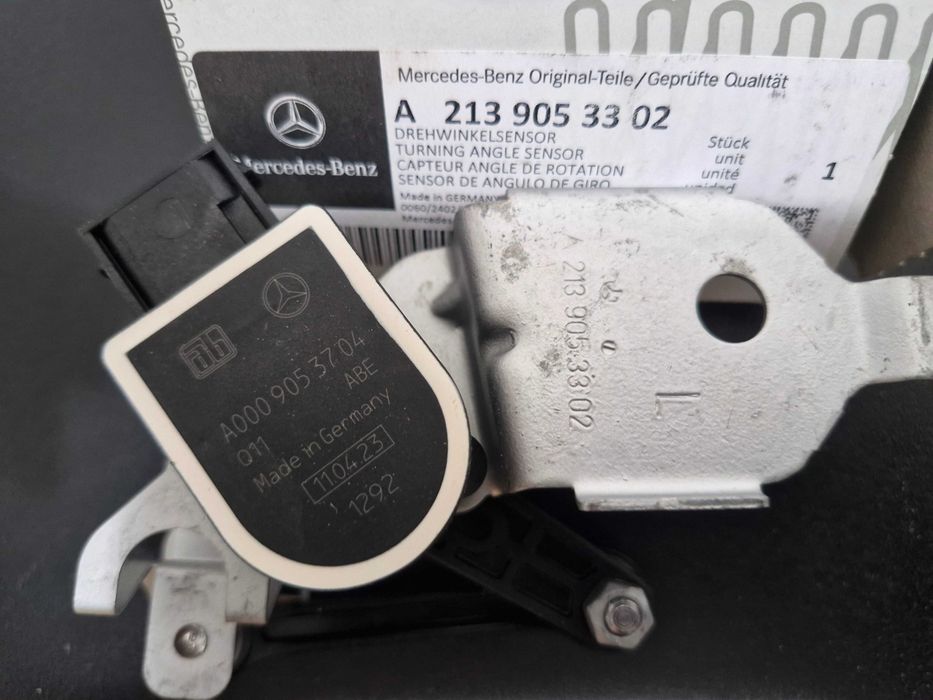 Senzor nivel reglare far Mercedes OE-A2139053302