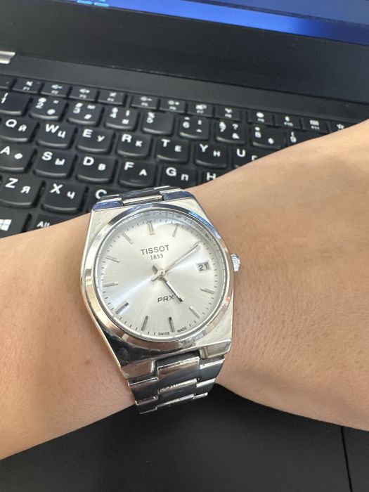Продам часы Tissot