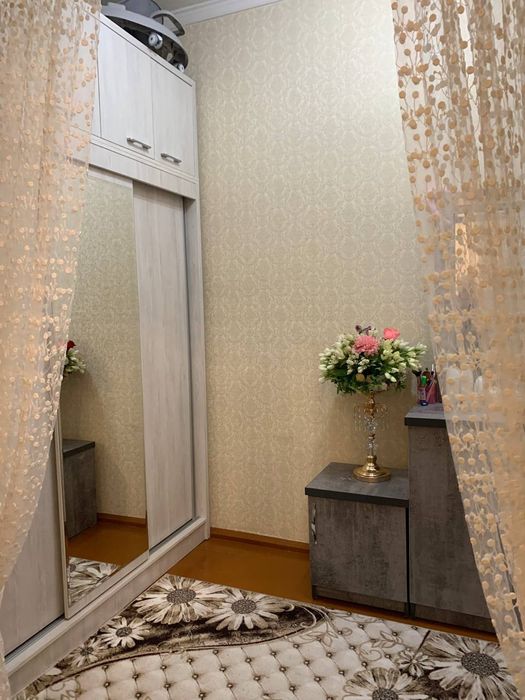 Уй сотилади.Срочна 4,5 сотих