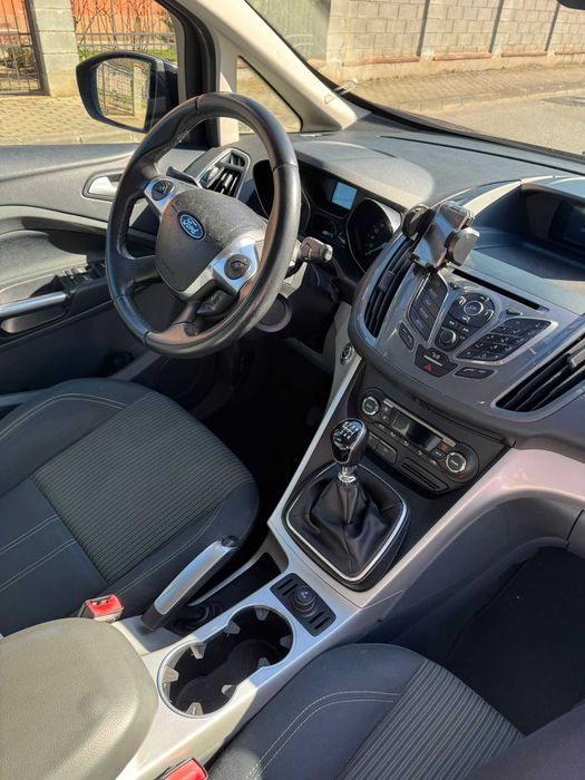 Vând Ford C-max TDCi
