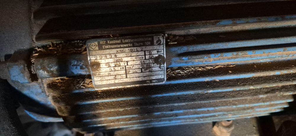 Подвижен циркуляр за рязане на дърва