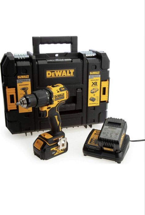 vand  bormasina deWalt