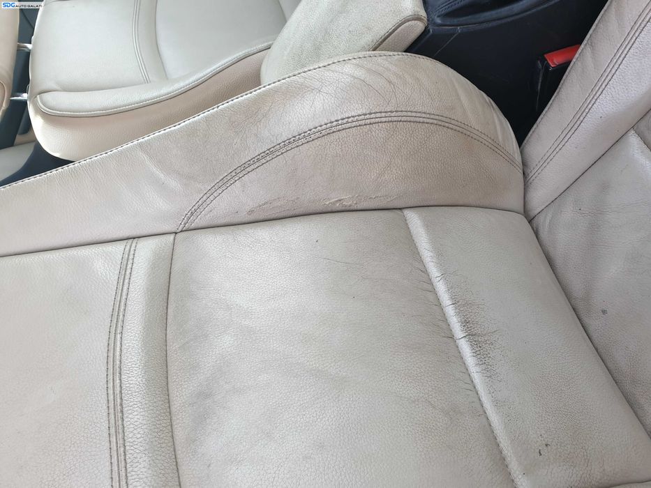 Scaun Piele Crem Dreapta Fata cu Incalzire cu Imperfectiuni BMW Seria 3 E92 2006 - 2013 [K9347] [K9348]