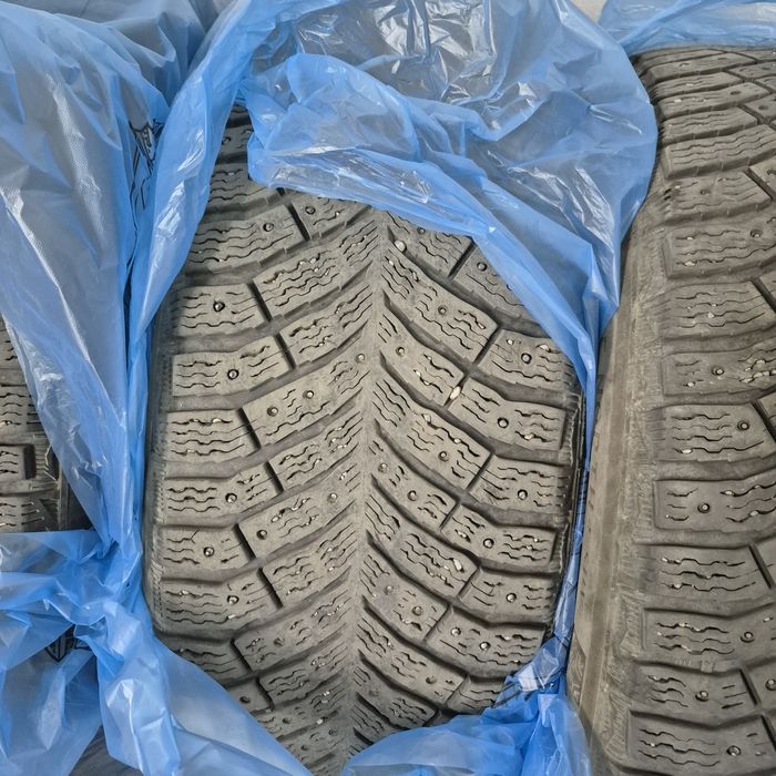 Продам резина зимняя