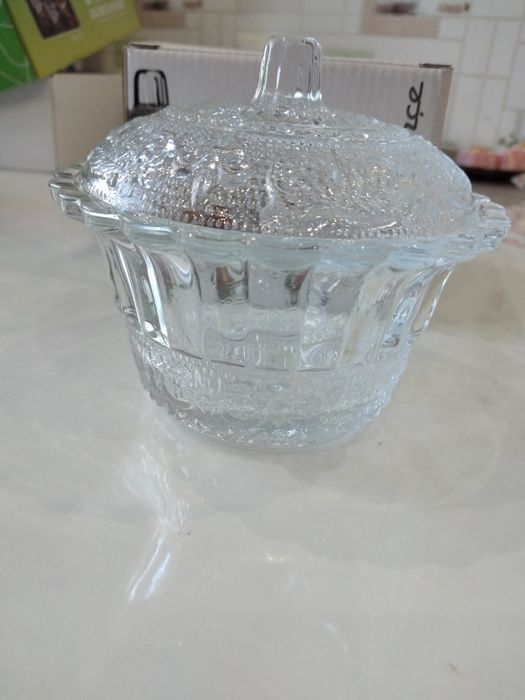 Посуда варенницы, соусница, кружки