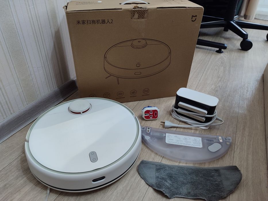 Продам робот пылесос