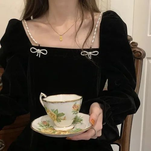 Вечернее платье на корпоратив