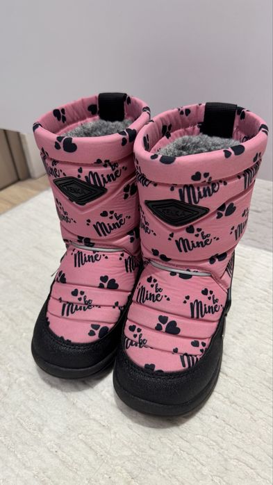 Продам детские зимние ботинки