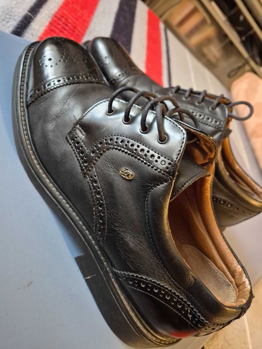 Ocazie ! Pantofi barbatesti de tip Oxford piele naturala, brand K.N.K, marime 46, noi