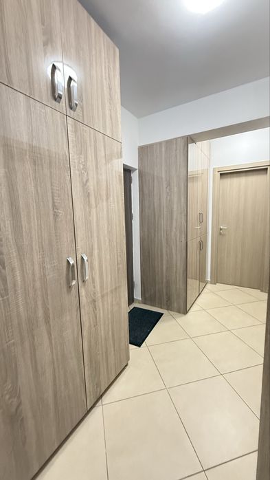 Apartament 2 camere. cu loc de parcare  privat, 3/5, rond Cristalului