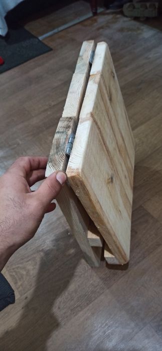 Стульчик складной новый.