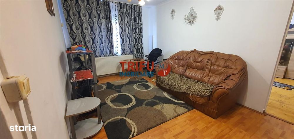 Apartament 3 camere de vanzare zona Dedeman
