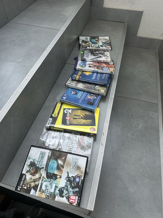 jocuri video pentru console si pentru pc, dm pentru detalii