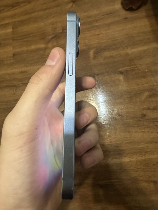 Продам Iphone 14 256