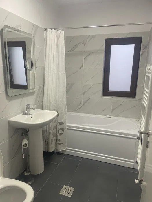 Inchiriez apartament 2 camere