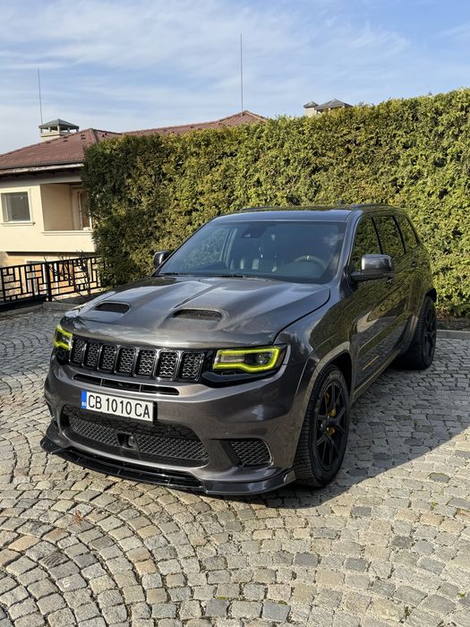 Карбонов преден капак Jeep Grand Cherokee