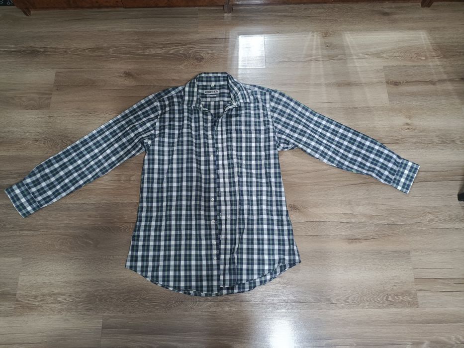 Мужская фирменная рубашка