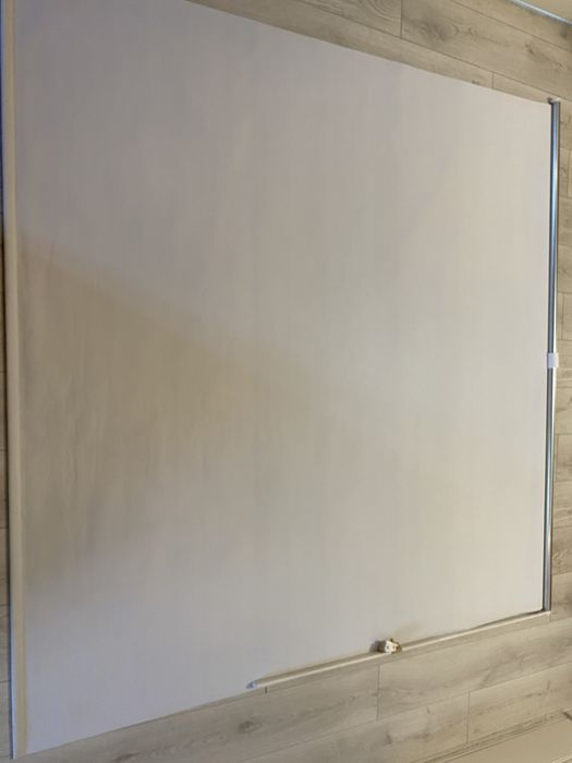 Продам рулонные шторы ikea б/у