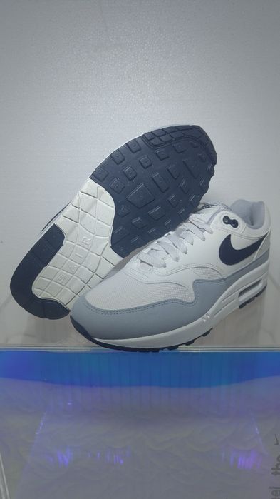 Обувки и аксесоари NIKE