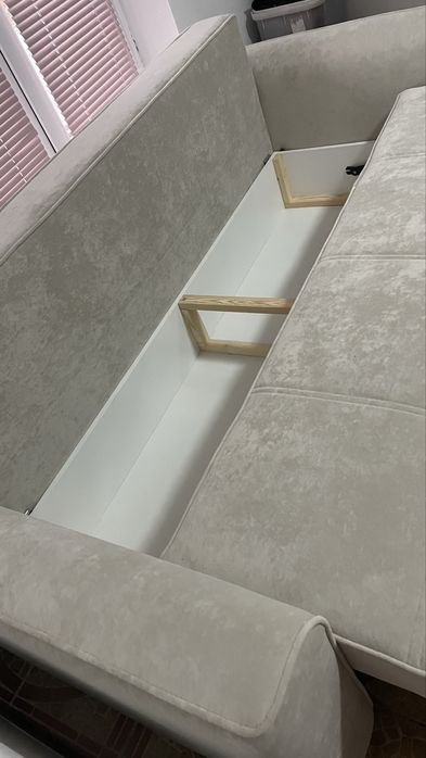 Продаю почти новый диван