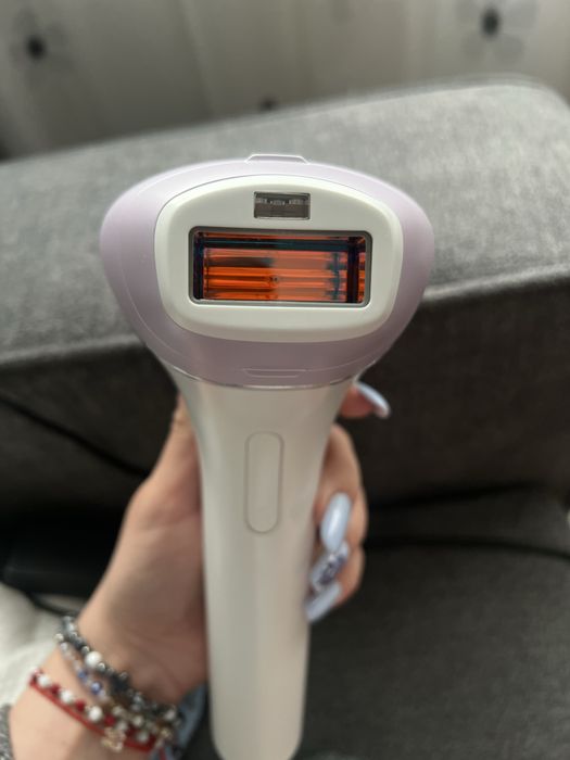Epilator IPL Philips Lumea Seria 8000 BRI947/00