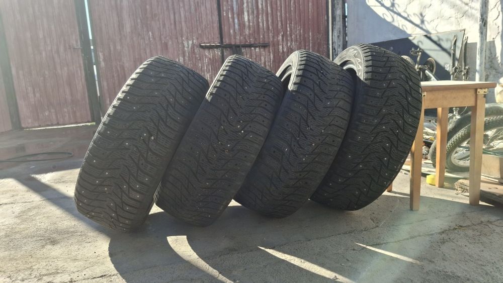 215/50 R17 95T Sailun ice blazer wst3