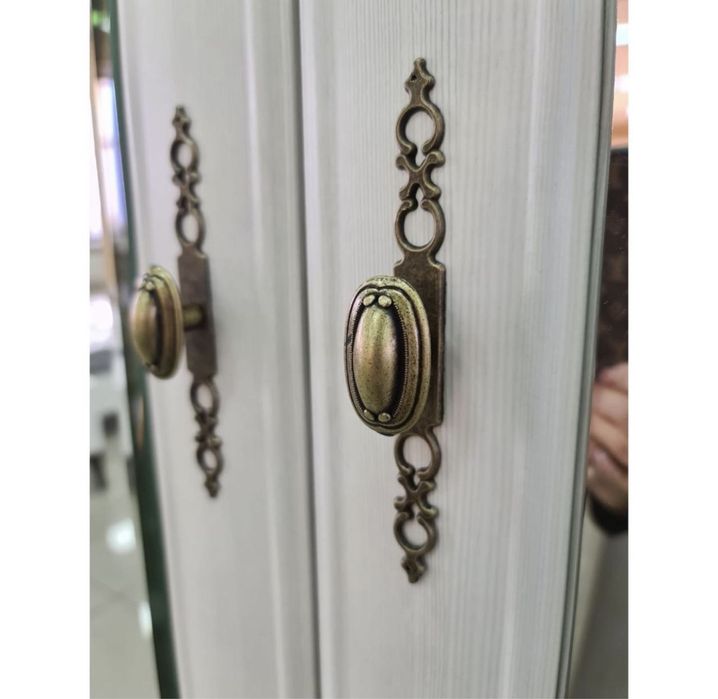 Продам спальный гарнитур белорусская