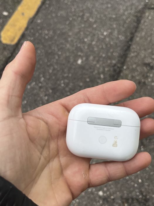 Urgent airpods pro 1