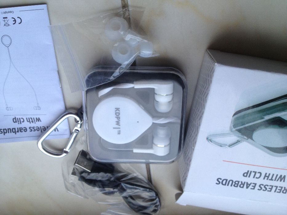 Casti wireless/bluetooth